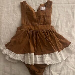 Sweet honey romper